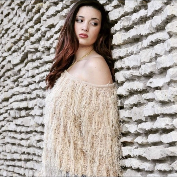 Soft Shag Sweater ๐ - Picture 3 of 3